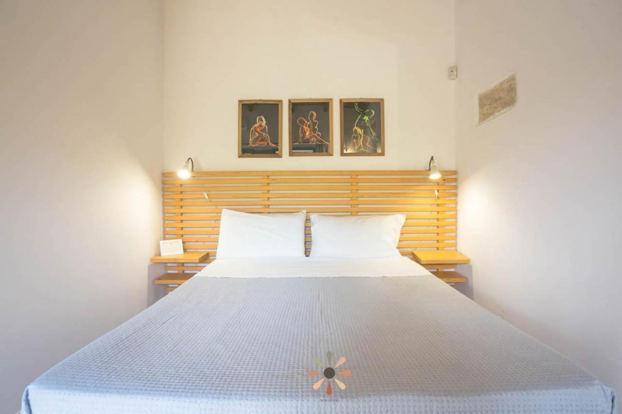 Agriturismo Tenuta Margherita Торре-Лапілло Екстер'єр фото